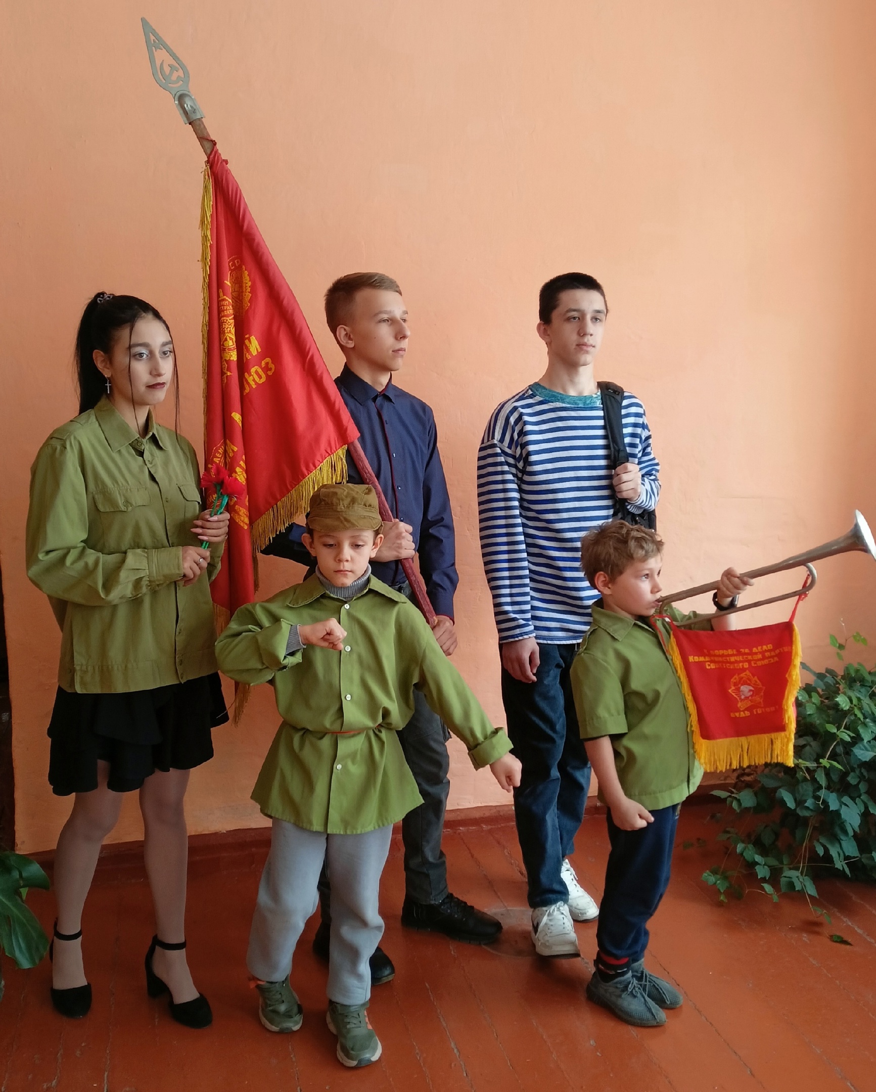 Участие в фотоспектакле.