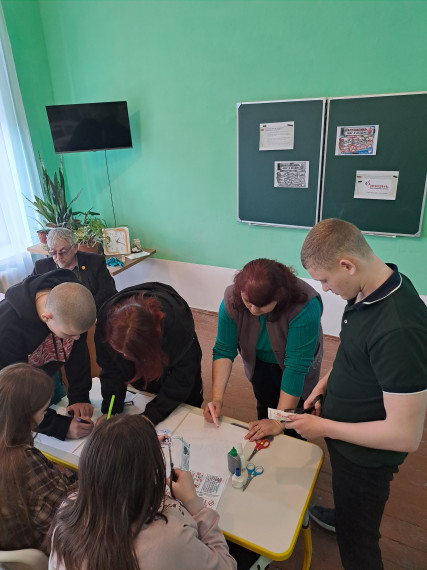 Круглый стол с учащимися 10 класса под названием "Стоп! Наркотик!".